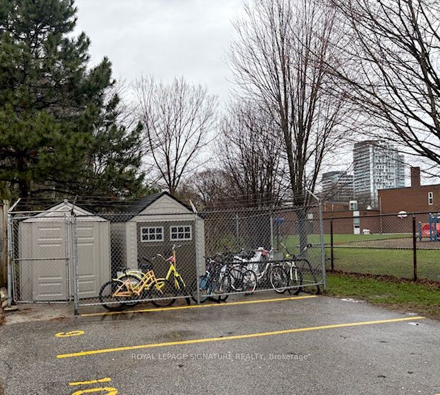 70 Old Sheppard Avenue 112 Property Photo 19