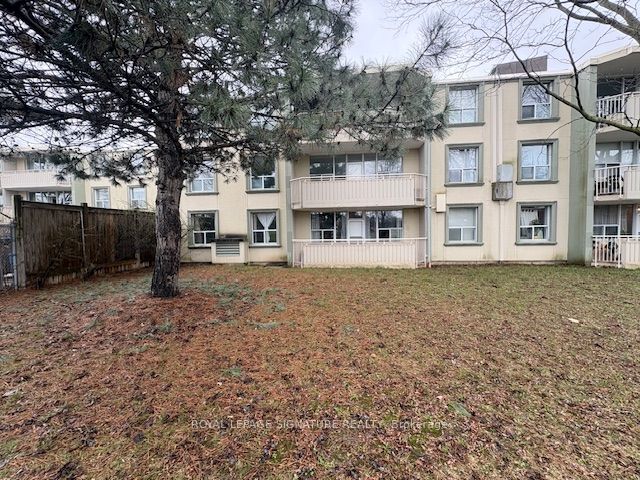 70 Old Sheppard Avenue 112 Property Photo 20
