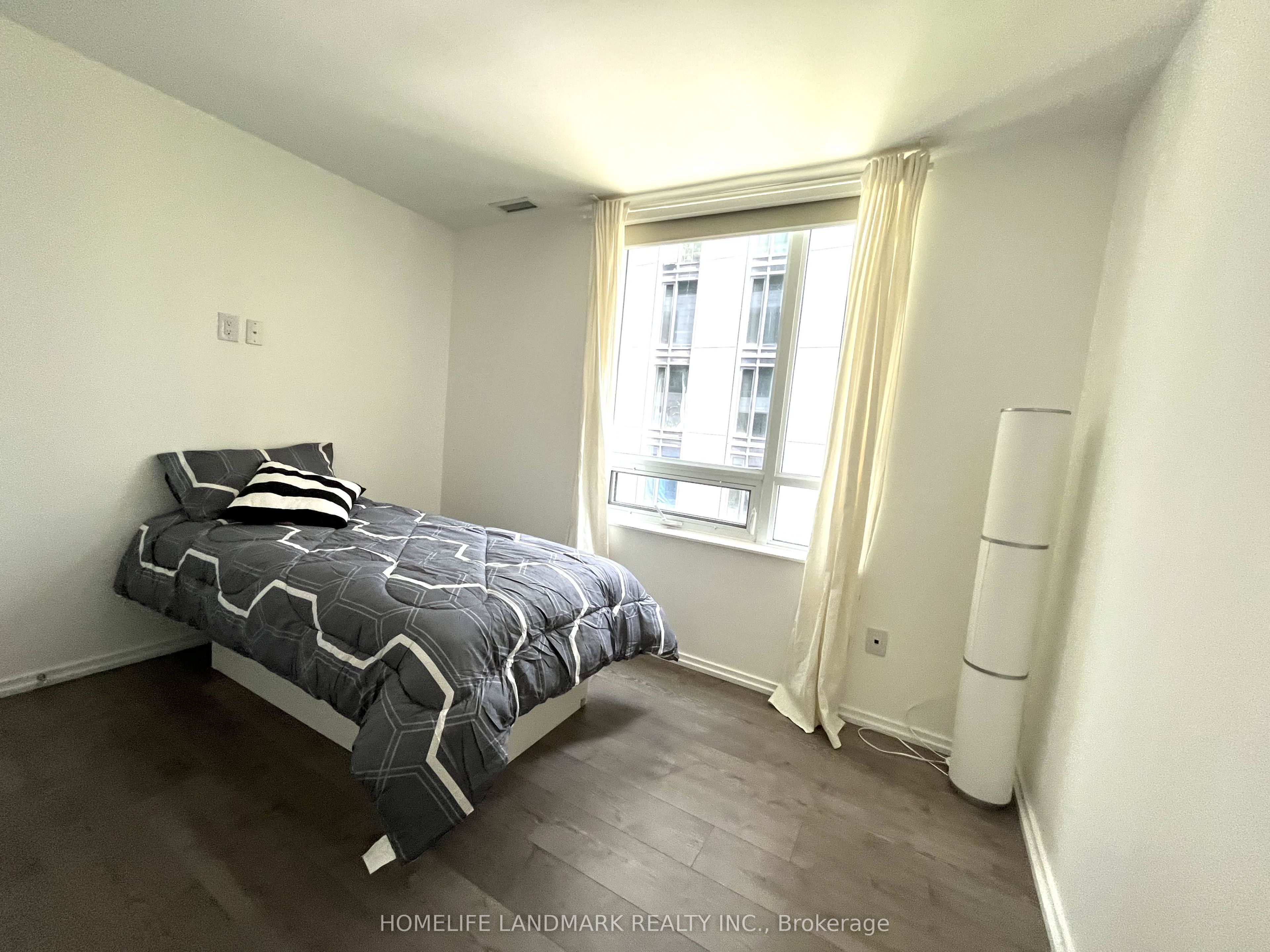 45 Charles Street E 311 Property Photo 14
