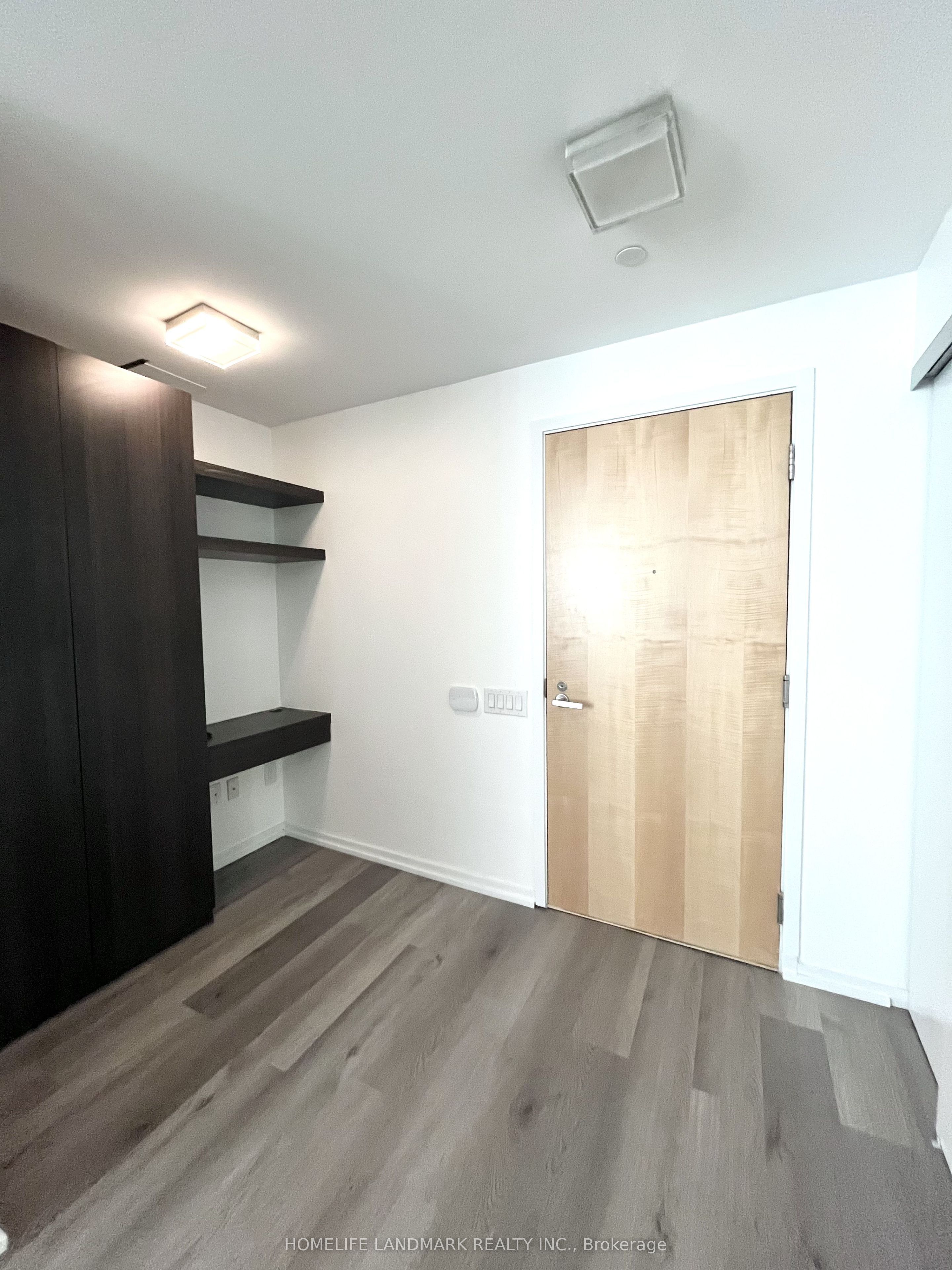 45 Charles Street E 311 Property Photo 16