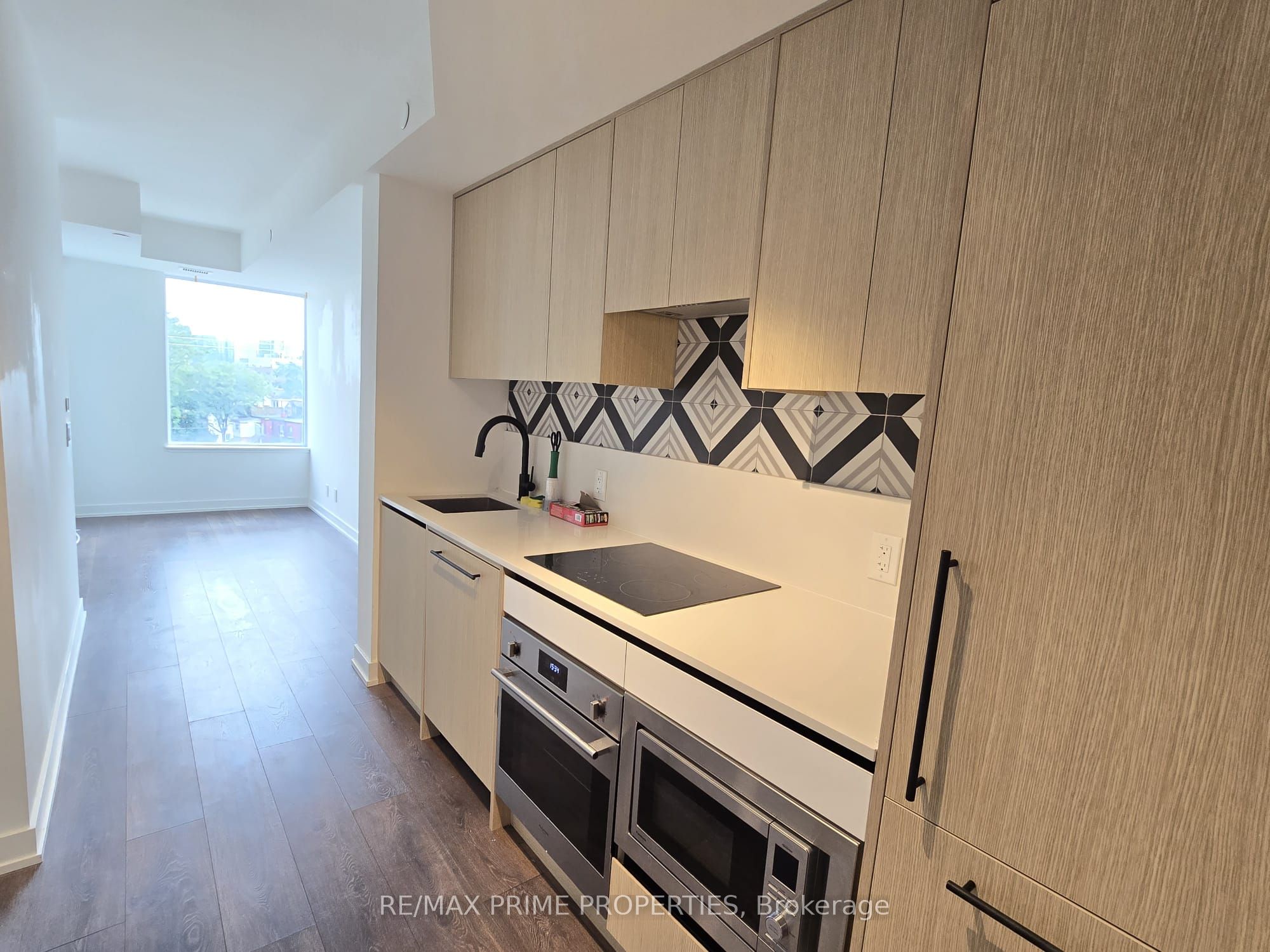 5 Lakeview Avenue 405 Property Photo 17