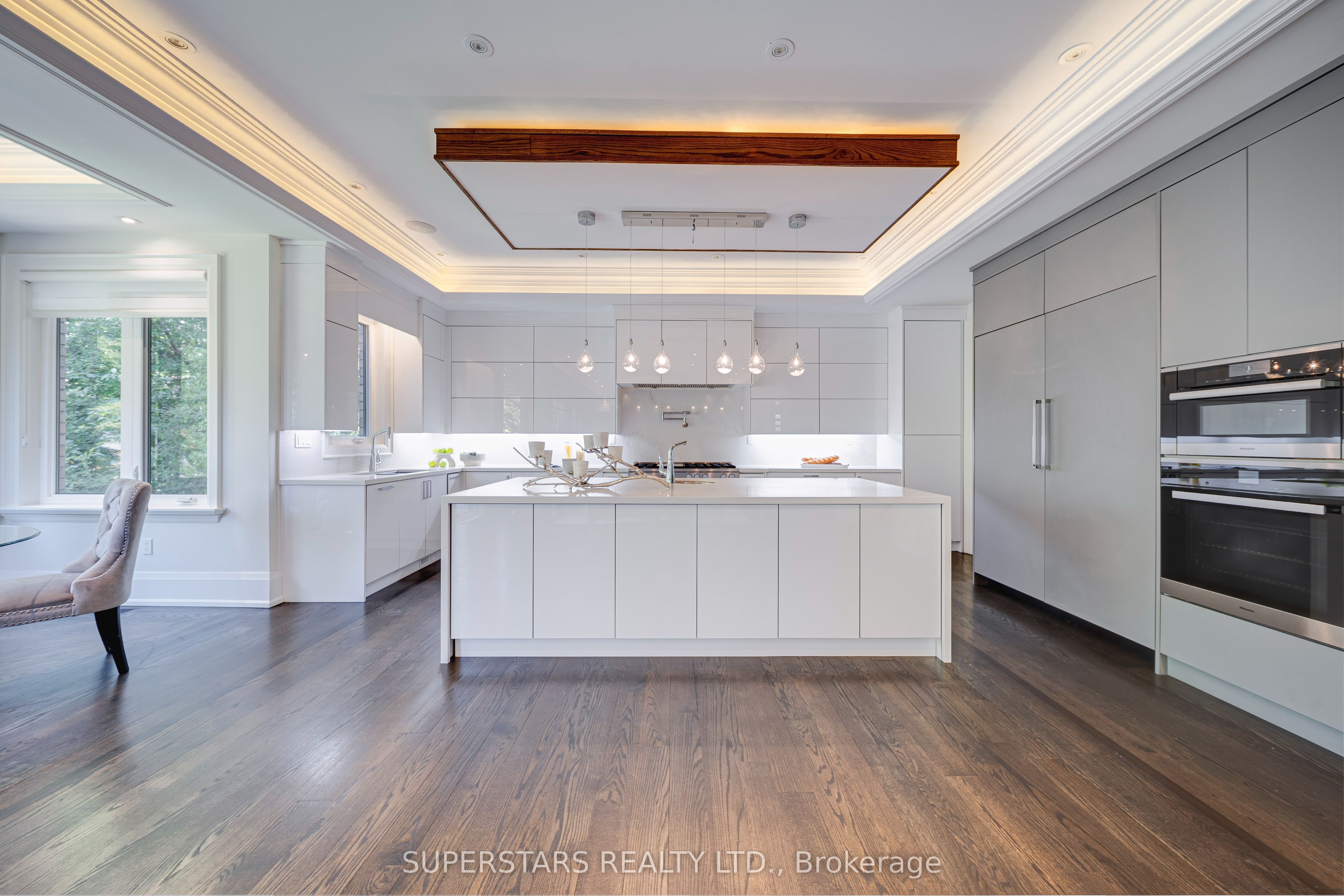 76 Bevdale Road Property Photo 12