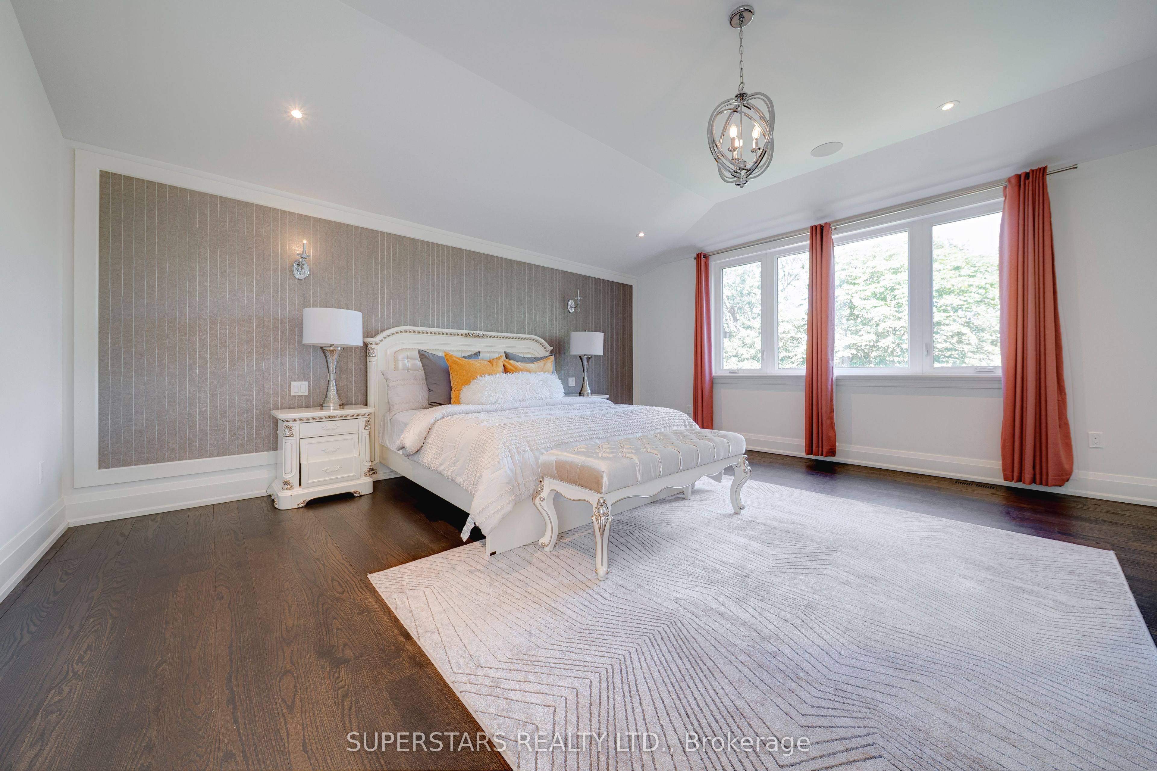 76 Bevdale Road Property Photo 16