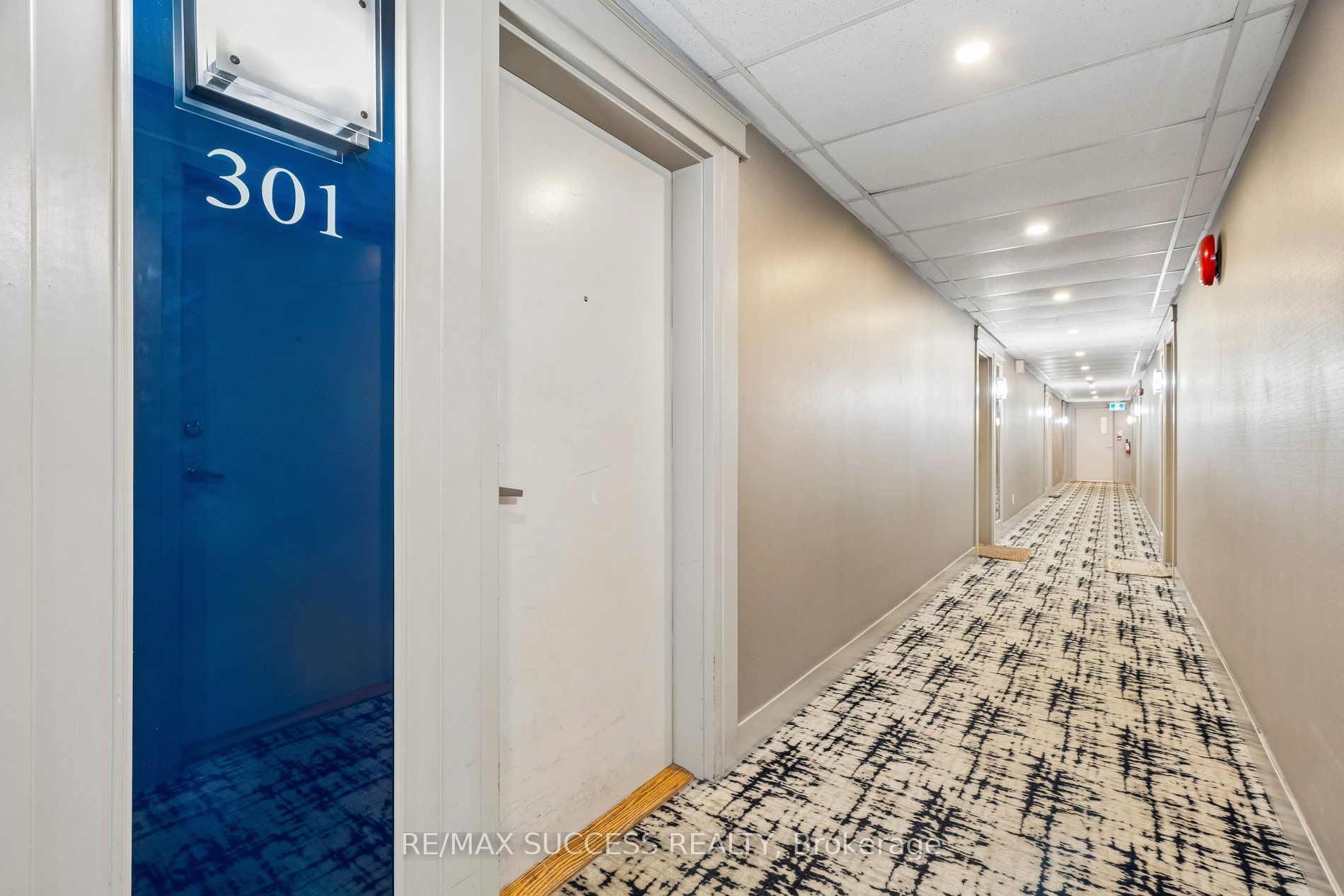 1000 Sheppard Avenue W 301 Property Photo 5