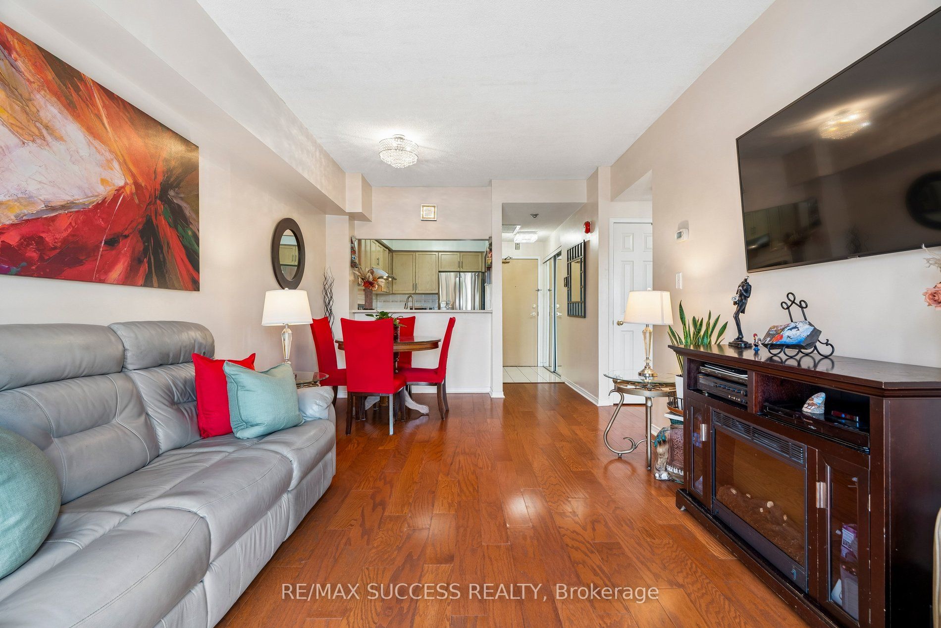 1000 Sheppard Avenue W 301 Property Photo 10