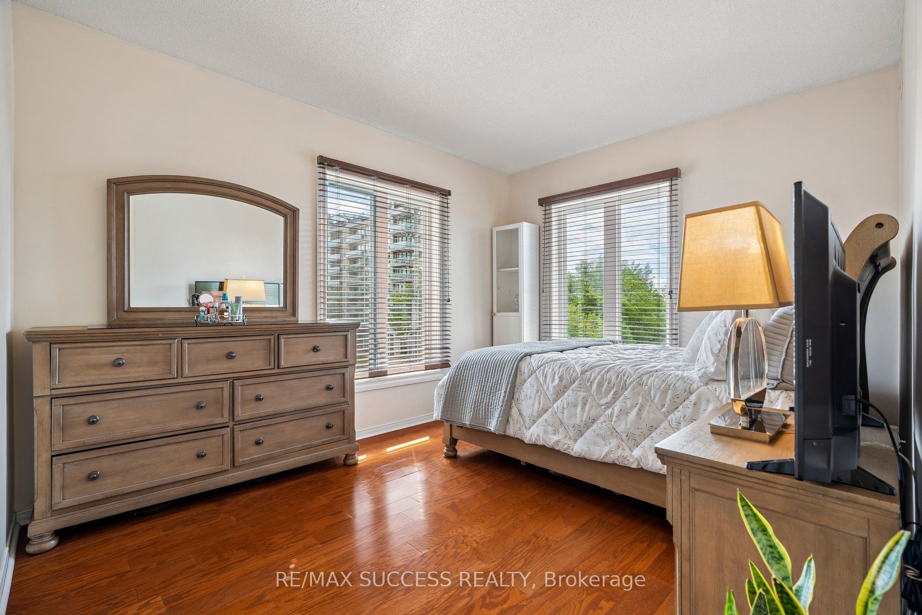 1000 Sheppard Avenue W 301 Property Photo 21