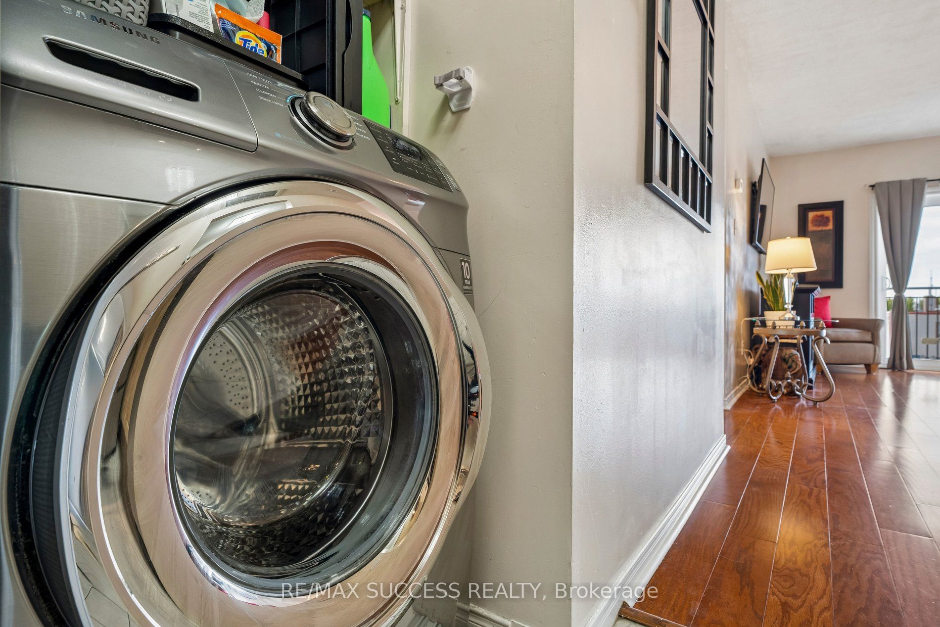 1000 Sheppard Avenue W 301 Property Photo 27