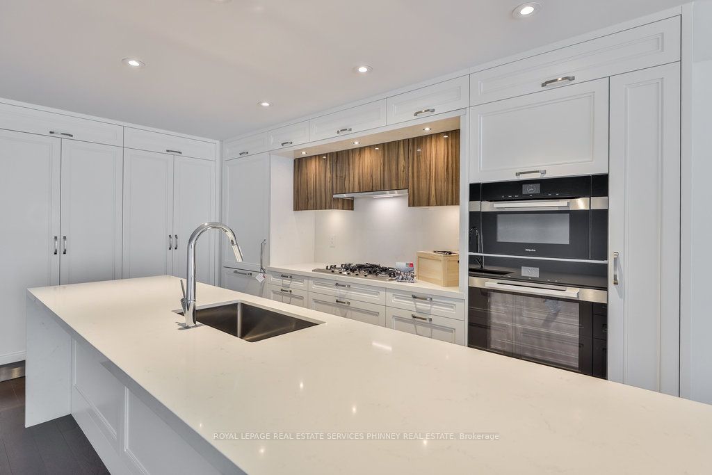 155 Merchants' Wharf 214 Property Photo 5