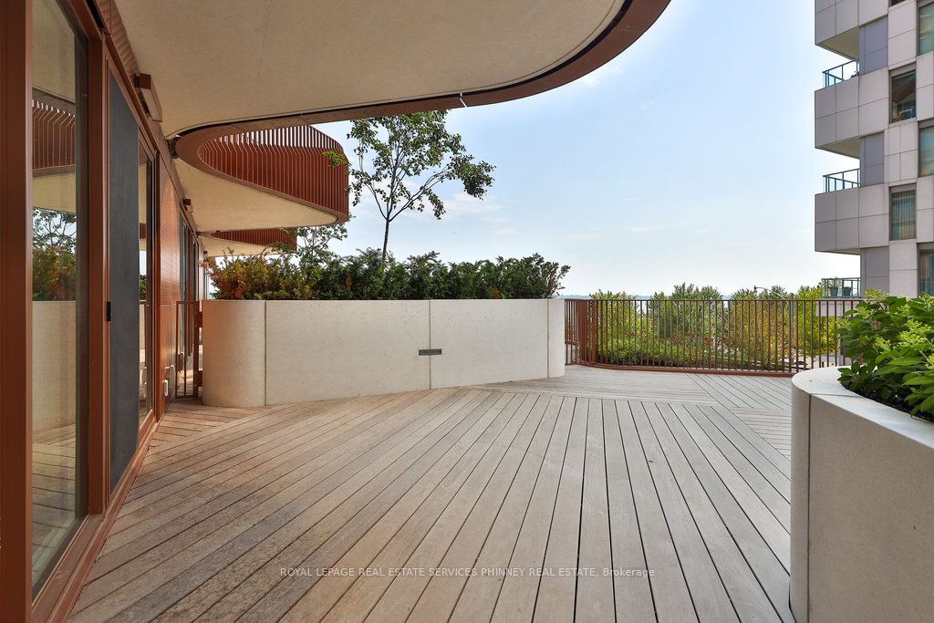 155 Merchants' Wharf 214 Property Photo 25