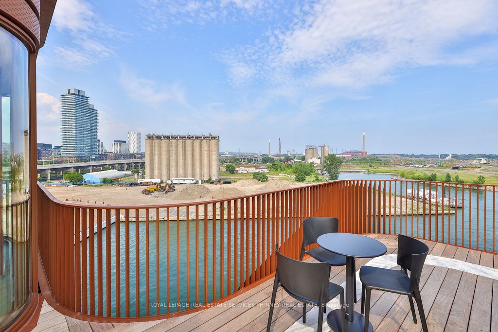 155 Merchants' Wharf 214 Property Photo 29