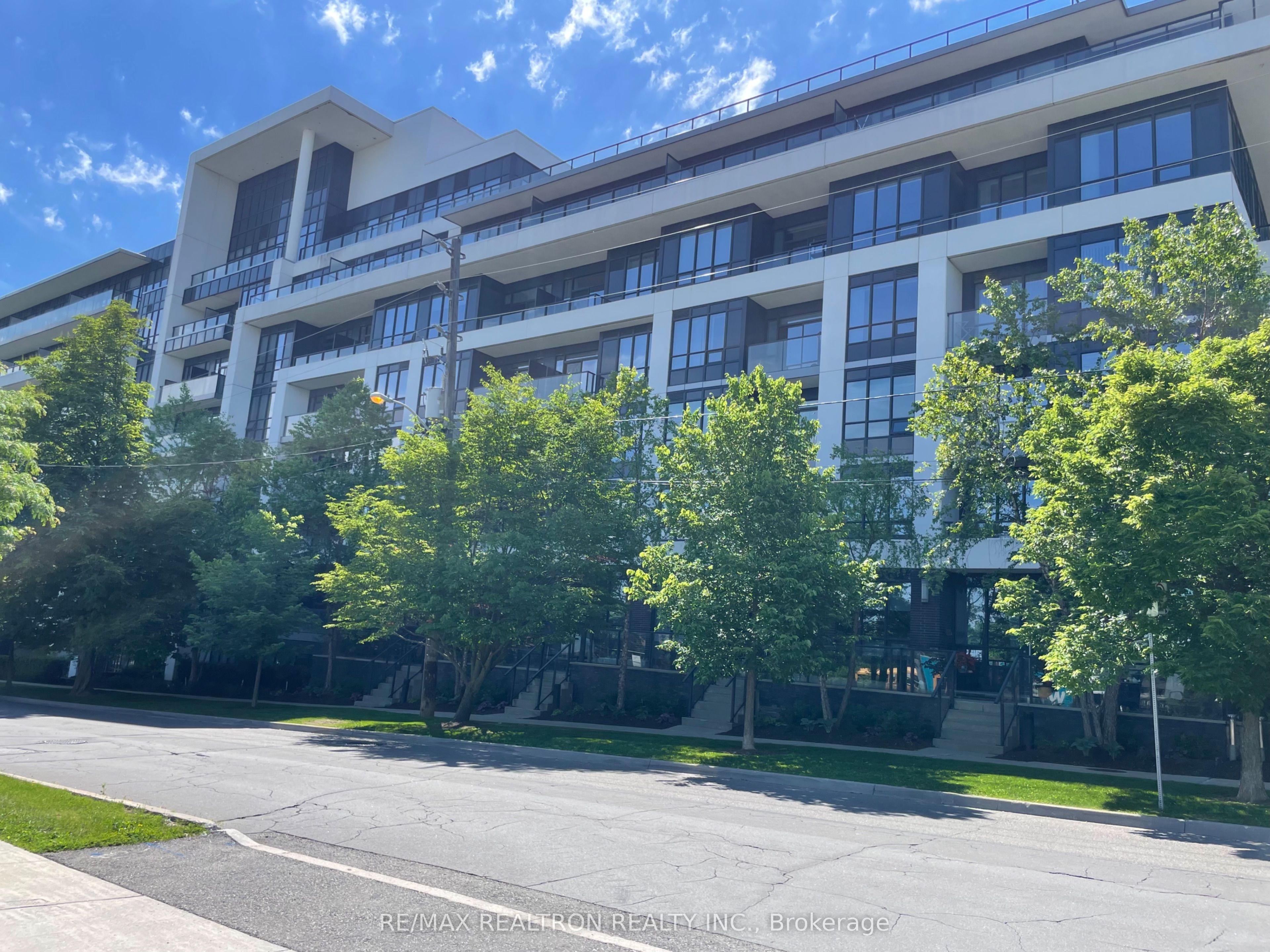 399 Spring Garden Avenue 301