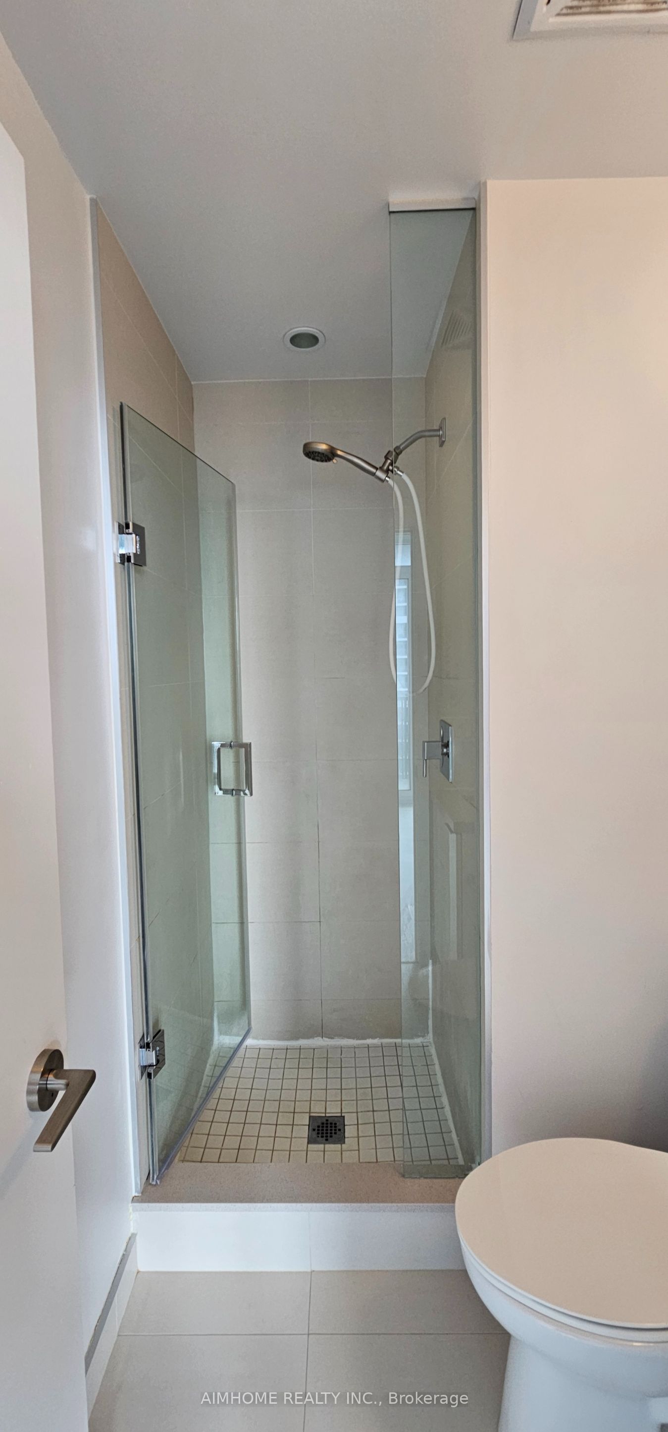 8 Eglinton Avenue E 1711 Property Photo 7