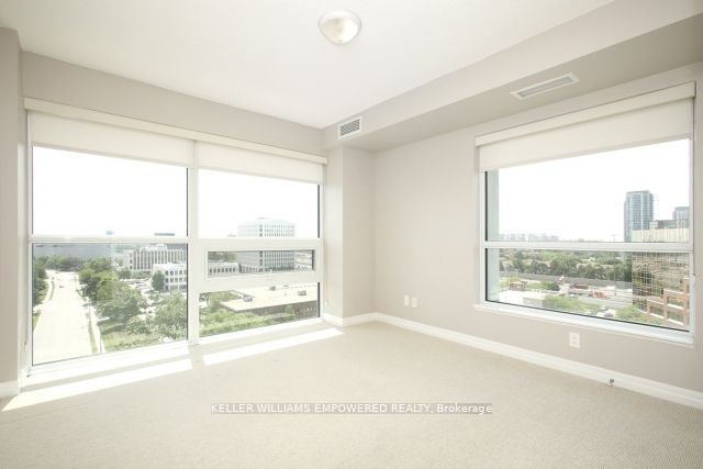275 Yorkland Road 910 Property Photo 14