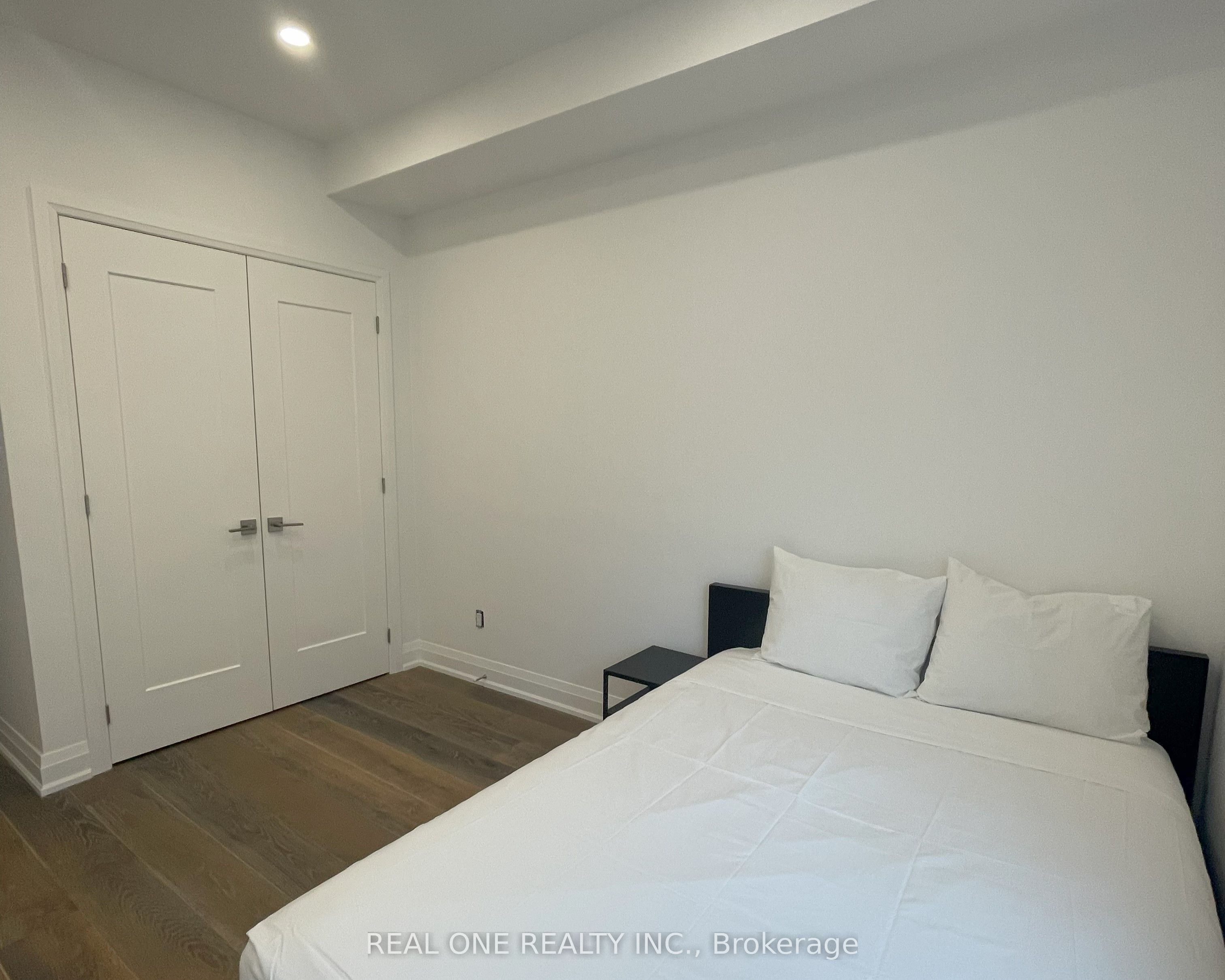 25 Dervock Crescent Unit 5 Property Photo 14