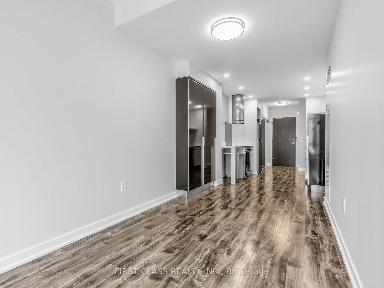 38 Dan Leckie Way 715 Property Photo 9