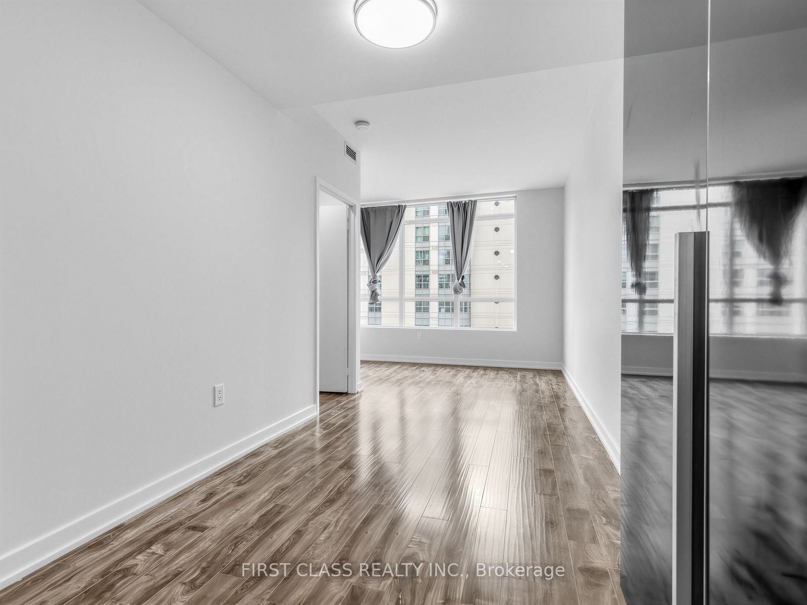 38 Dan Leckie Way 715 Property Photo 11