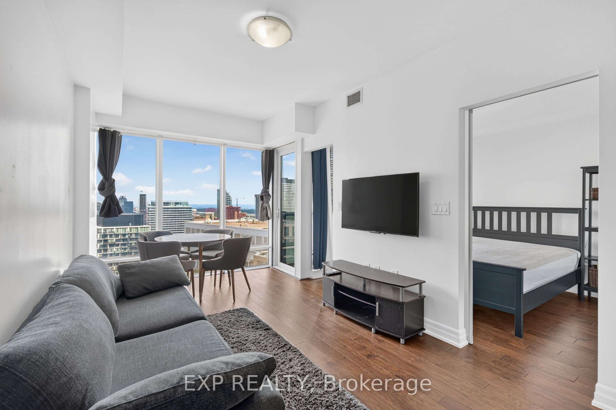 8 The Esplanade 3510 Property Photo 9