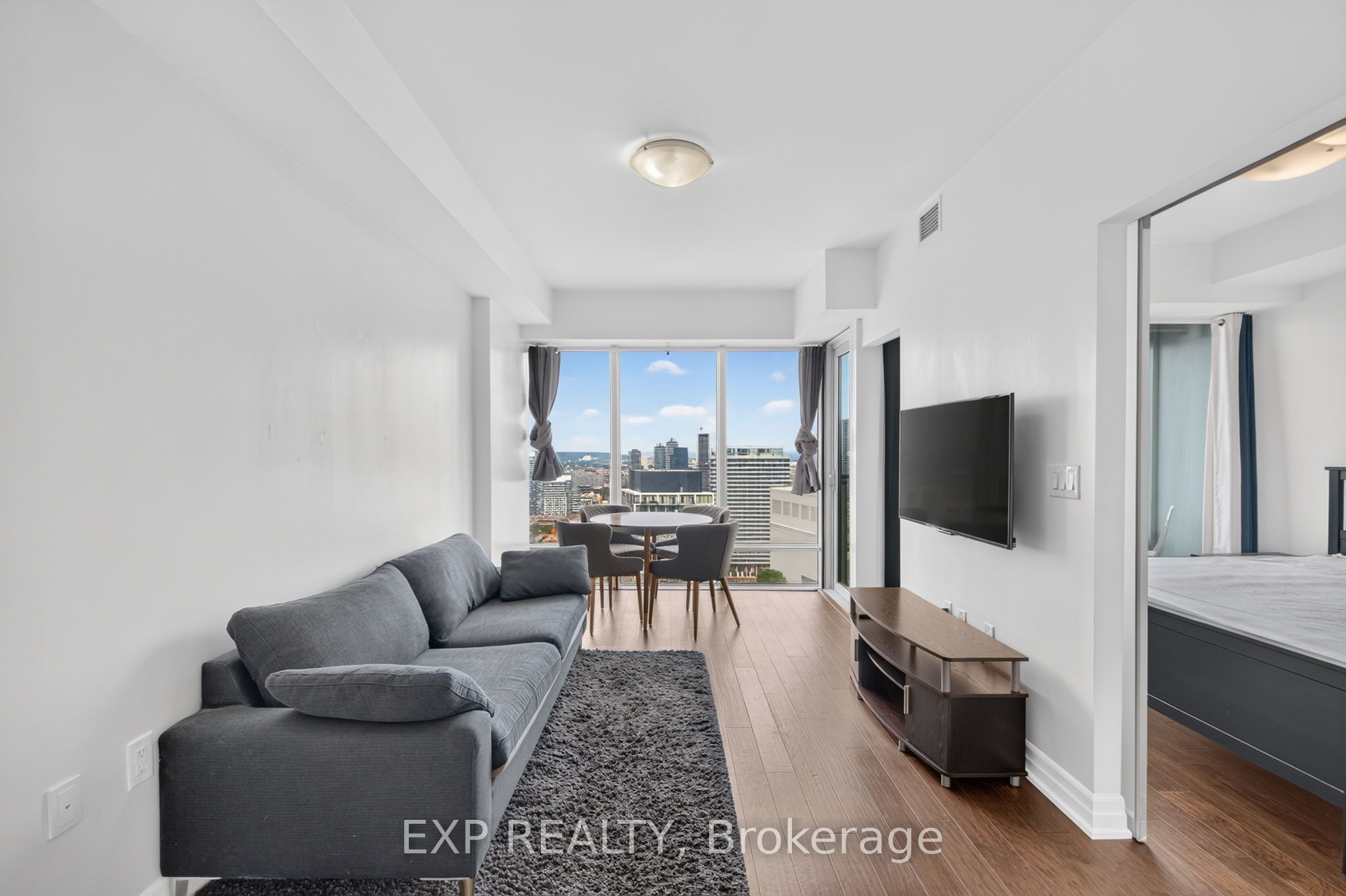 8 The Esplanade 3510 Property Photo 10