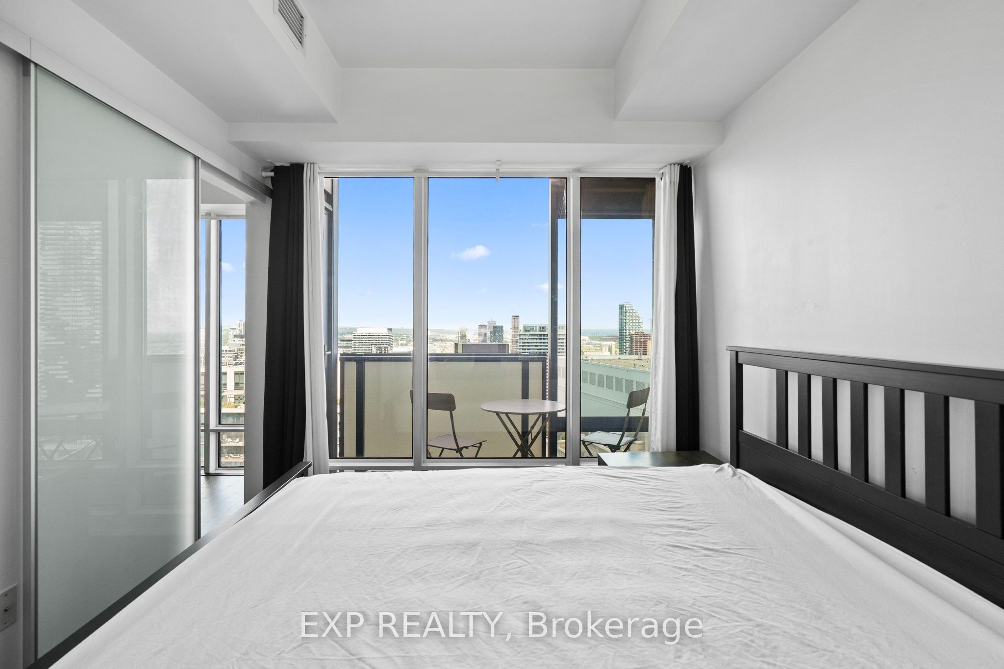 8 The Esplanade 3510 Property Photo 14