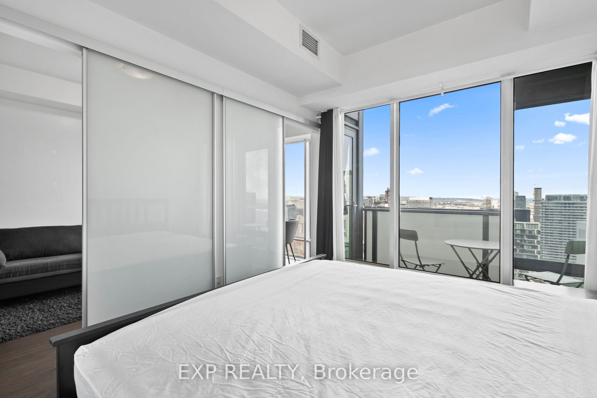 8 The Esplanade 3510 Property Photo 15