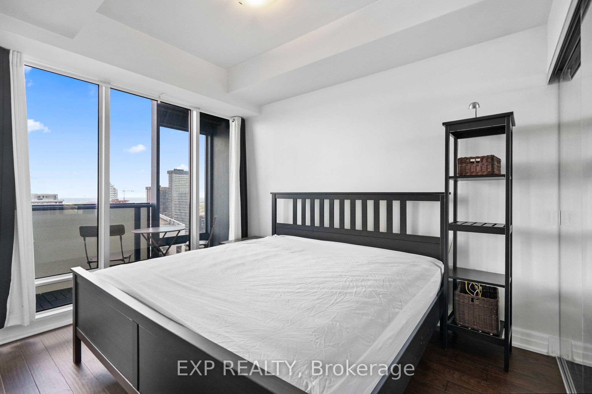8 The Esplanade 3510 Property Photo 16