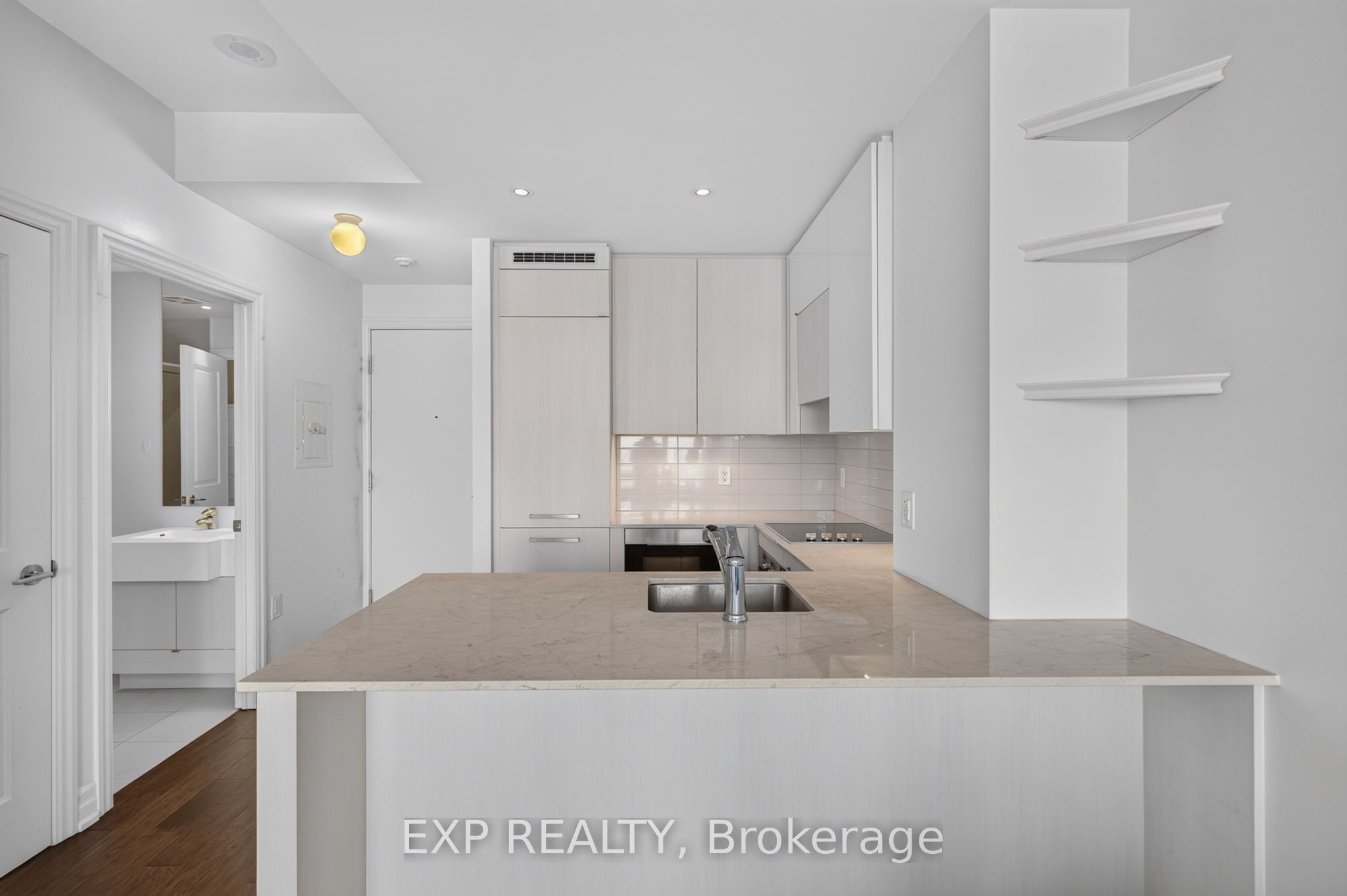 8 The Esplanade 3510 Property Photo 21