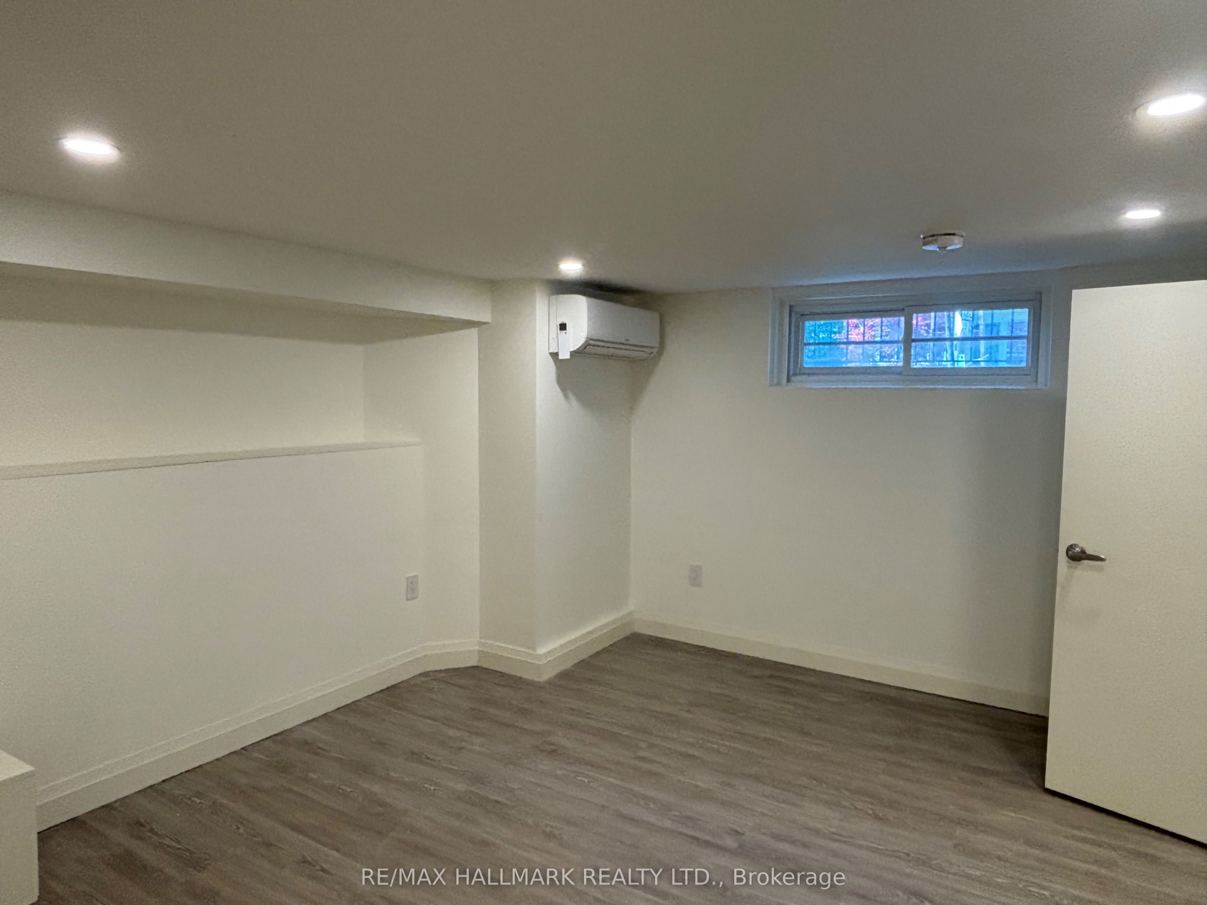 3 Whitewood Road Lower Property Photo 9