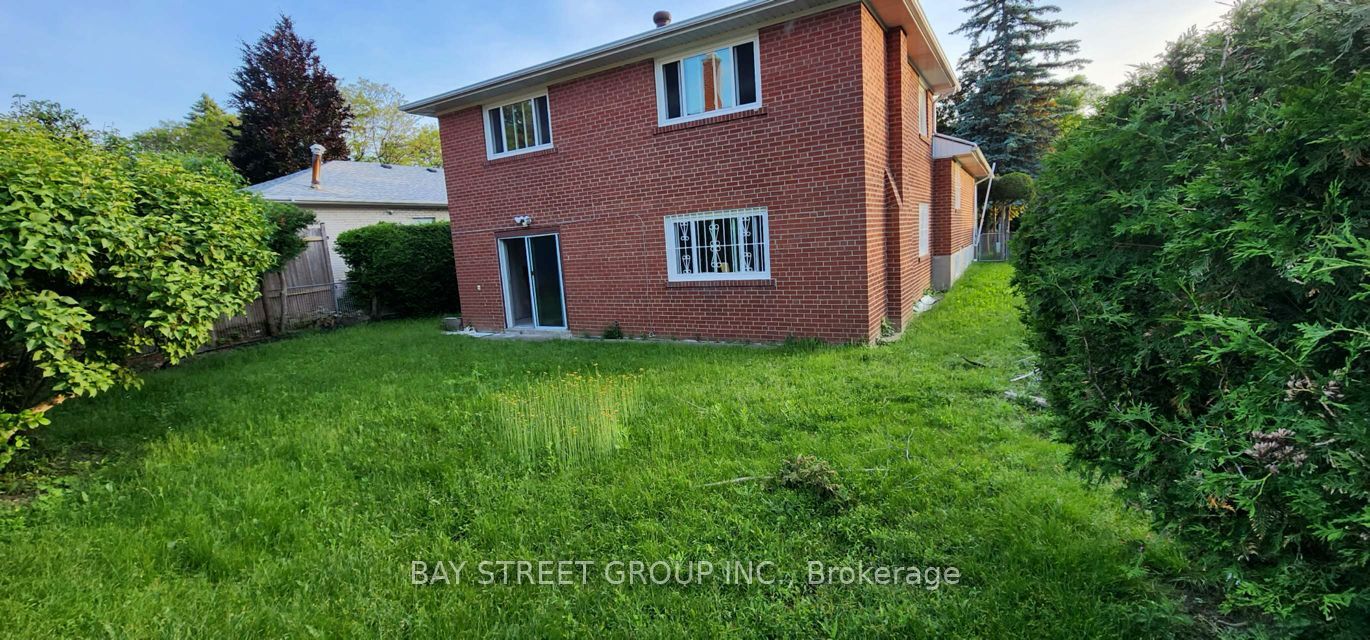 45 Pineway Boulevard Room1 Property Photo 9