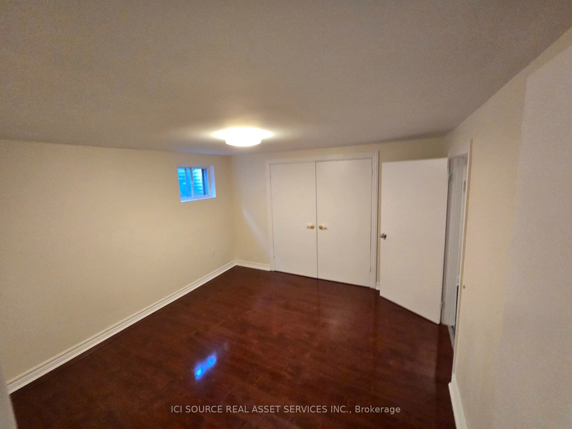57 Mentor Boulevard Lower Unit Property Photo 5
