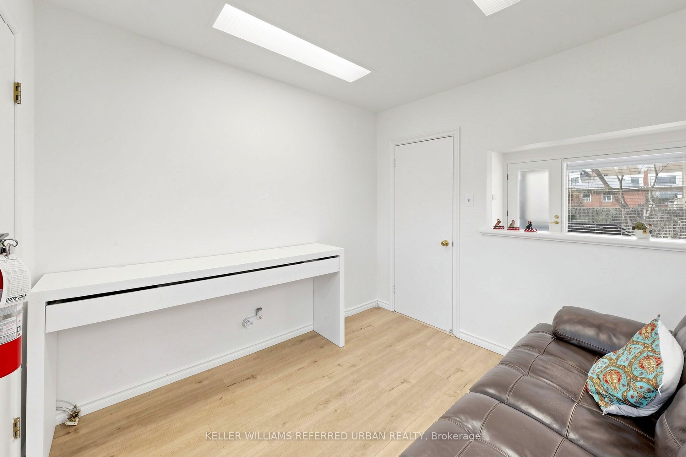 168 Sheppard Avenue W Property Photo 10