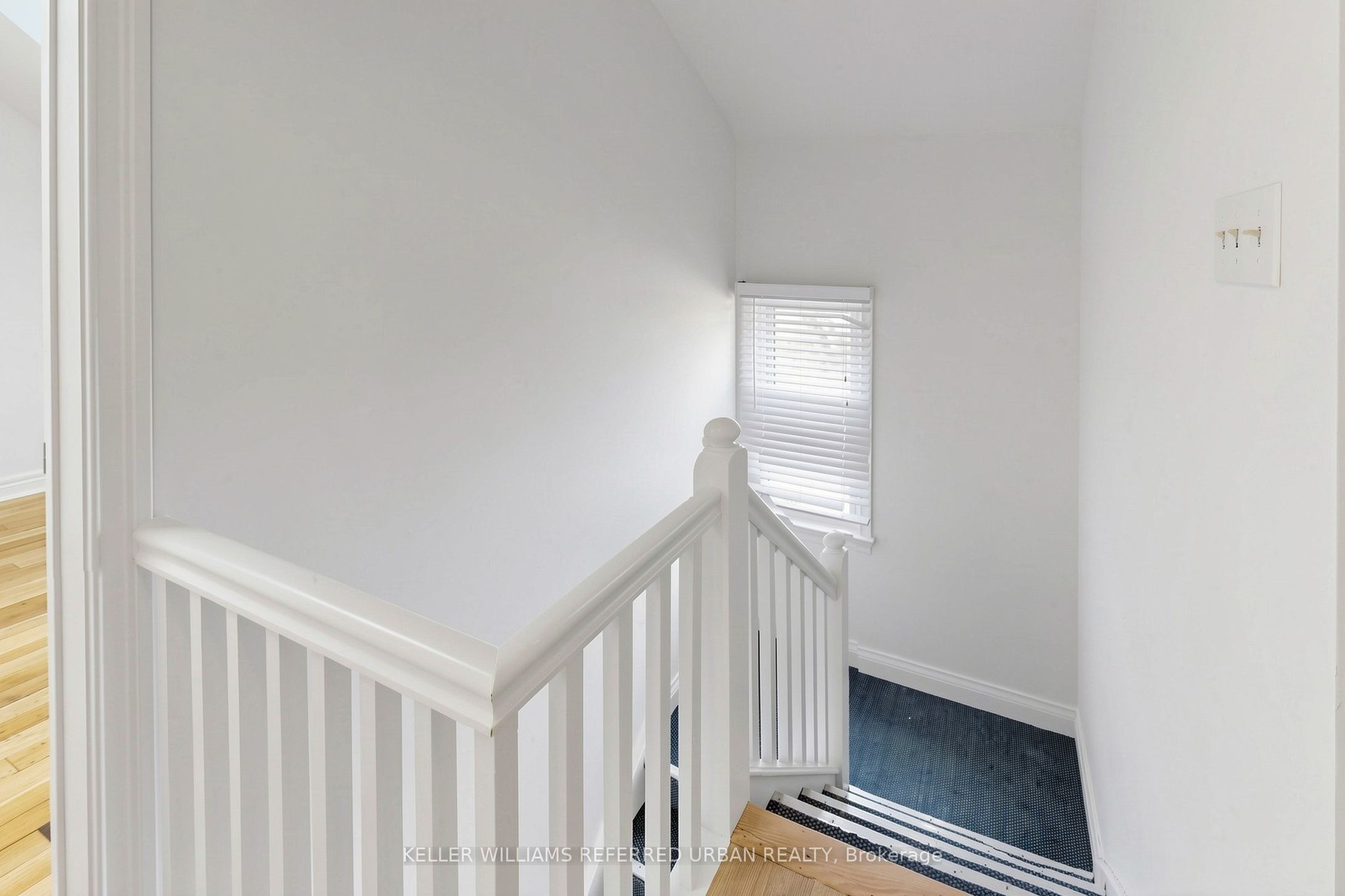 168 Sheppard Avenue W Property Photo 16