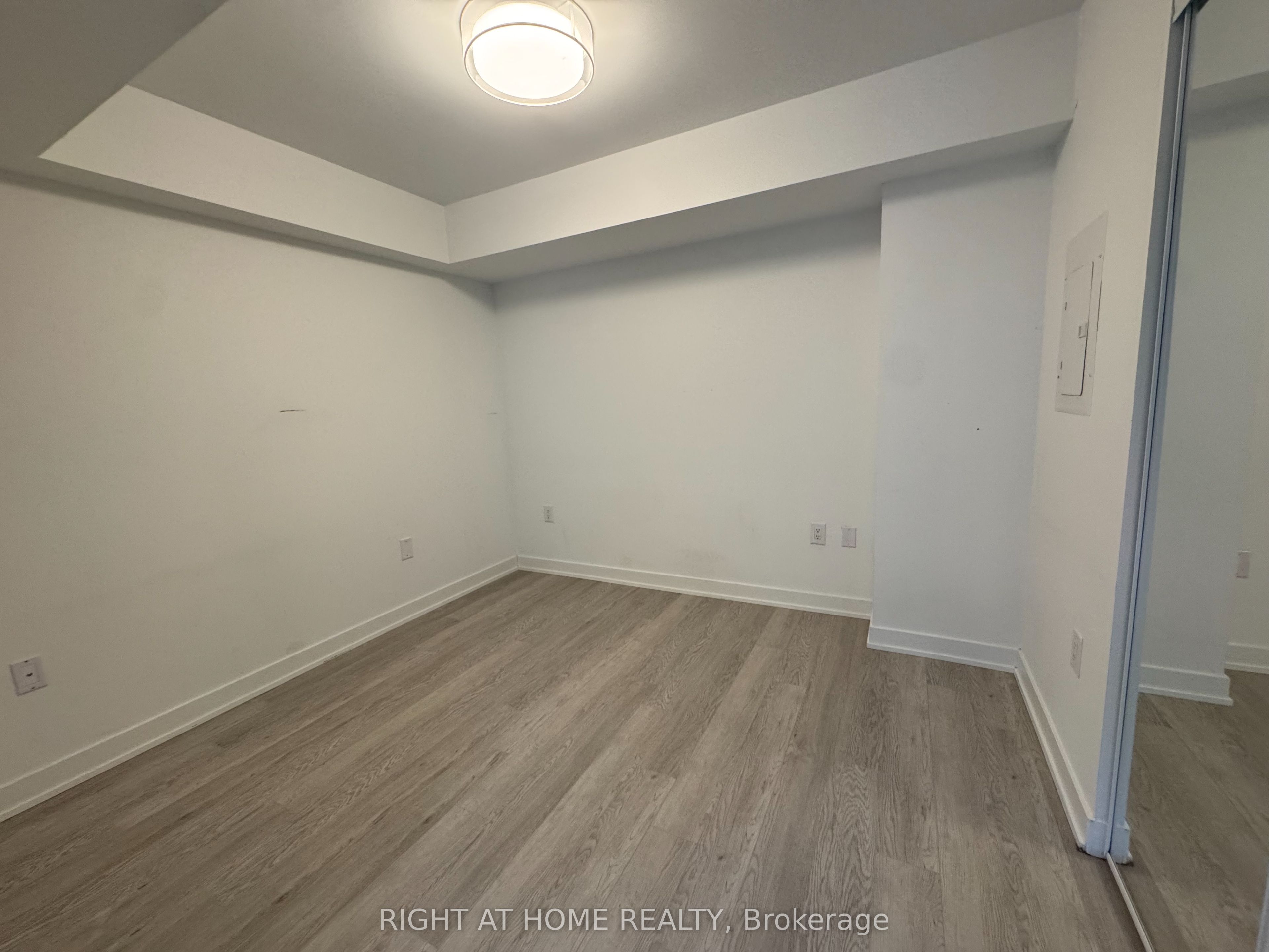3 Strathgowan Avenue 326 Property Photo 11