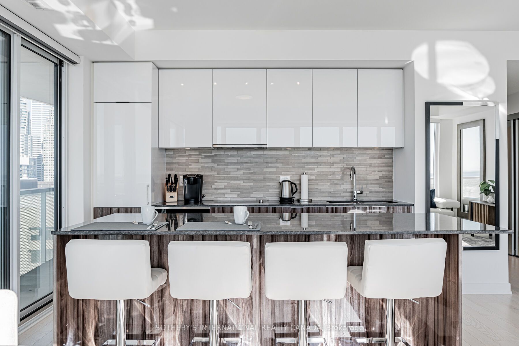 15 Queens Quay E 3403 Property Photo 4