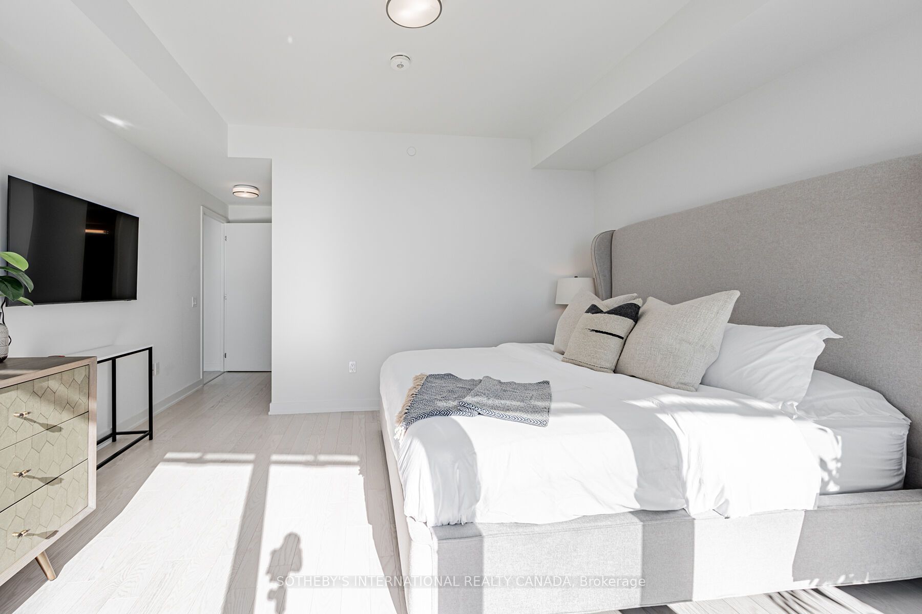 15 Queens Quay E 3403 Property Photo 12