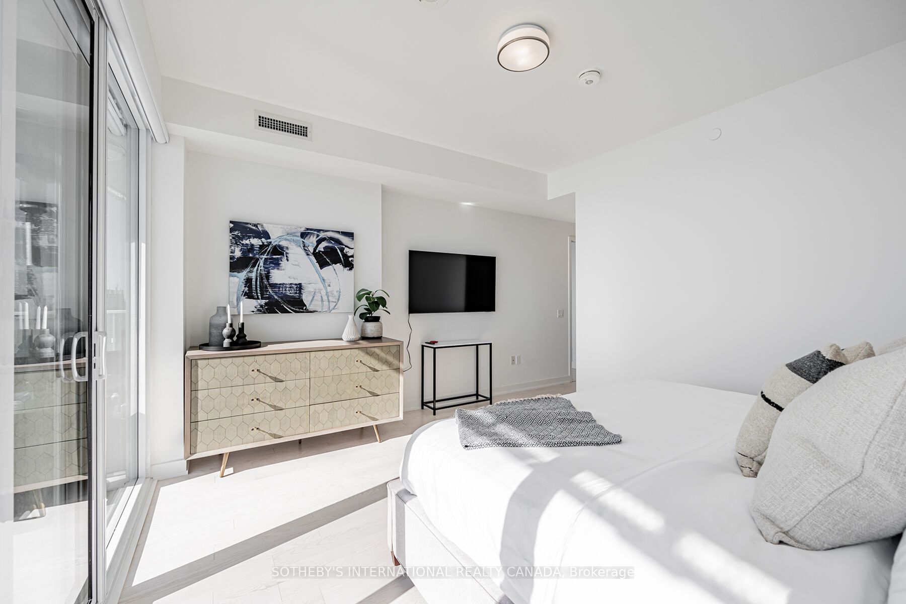 15 Queens Quay E 3403 Property Photo 13