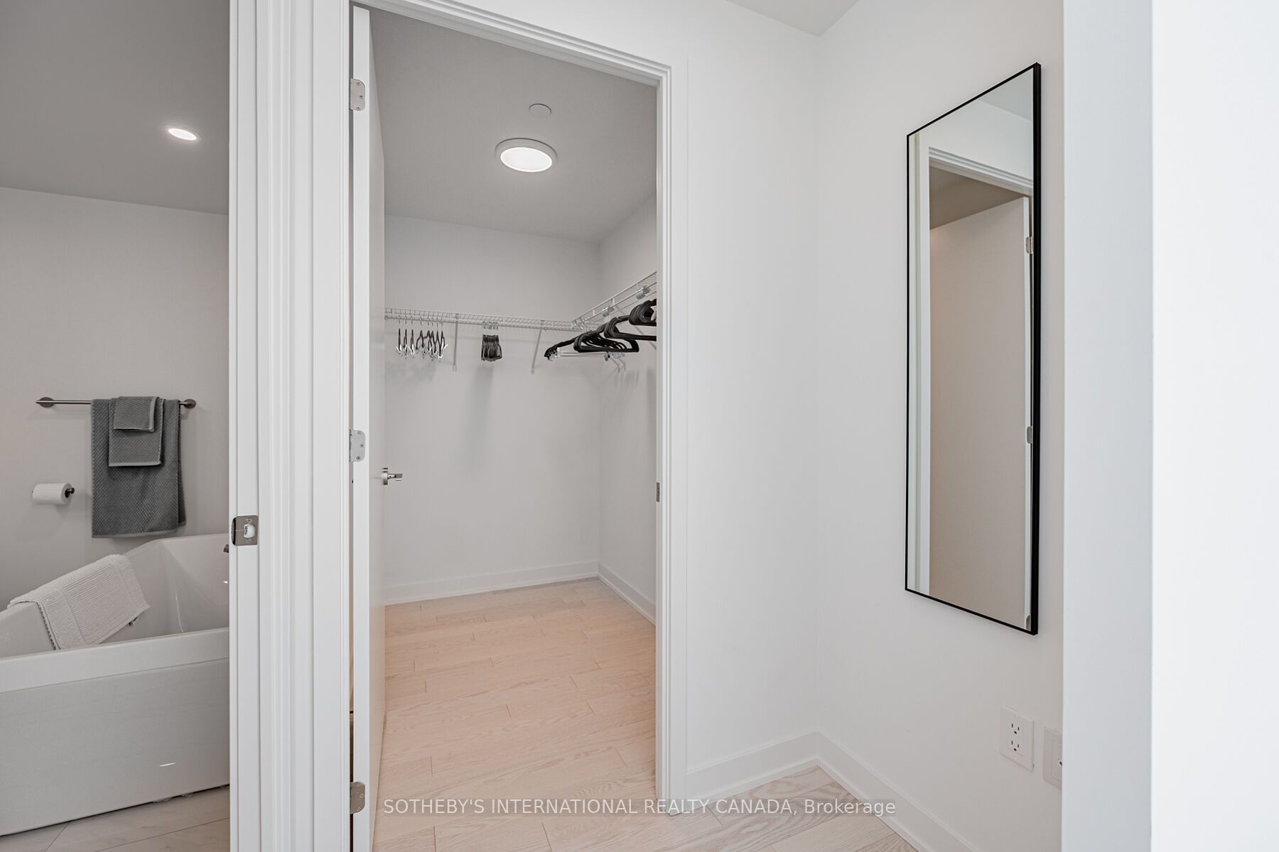 15 Queens Quay E 3403 Property Photo 16
