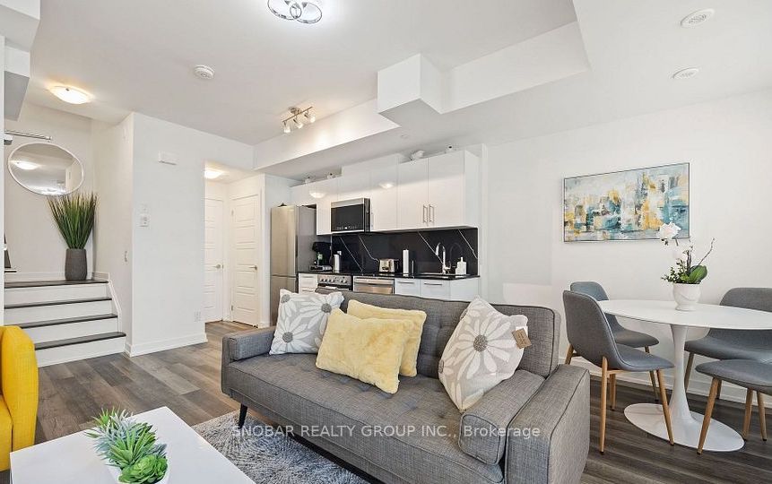 861 Sheppard Avenue W 49 Property Photo 5