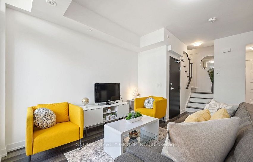 861 Sheppard Avenue W 49 Property Photo 7
