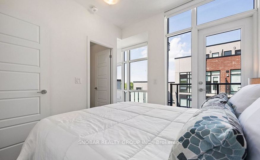 861 Sheppard Avenue W 49 Property Photo 10