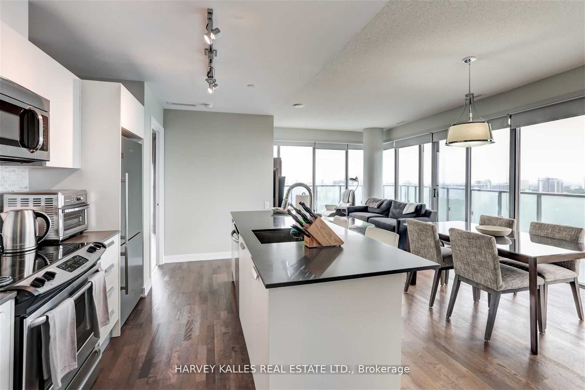 1815 Yonge Street 2502 Property Photo 6
