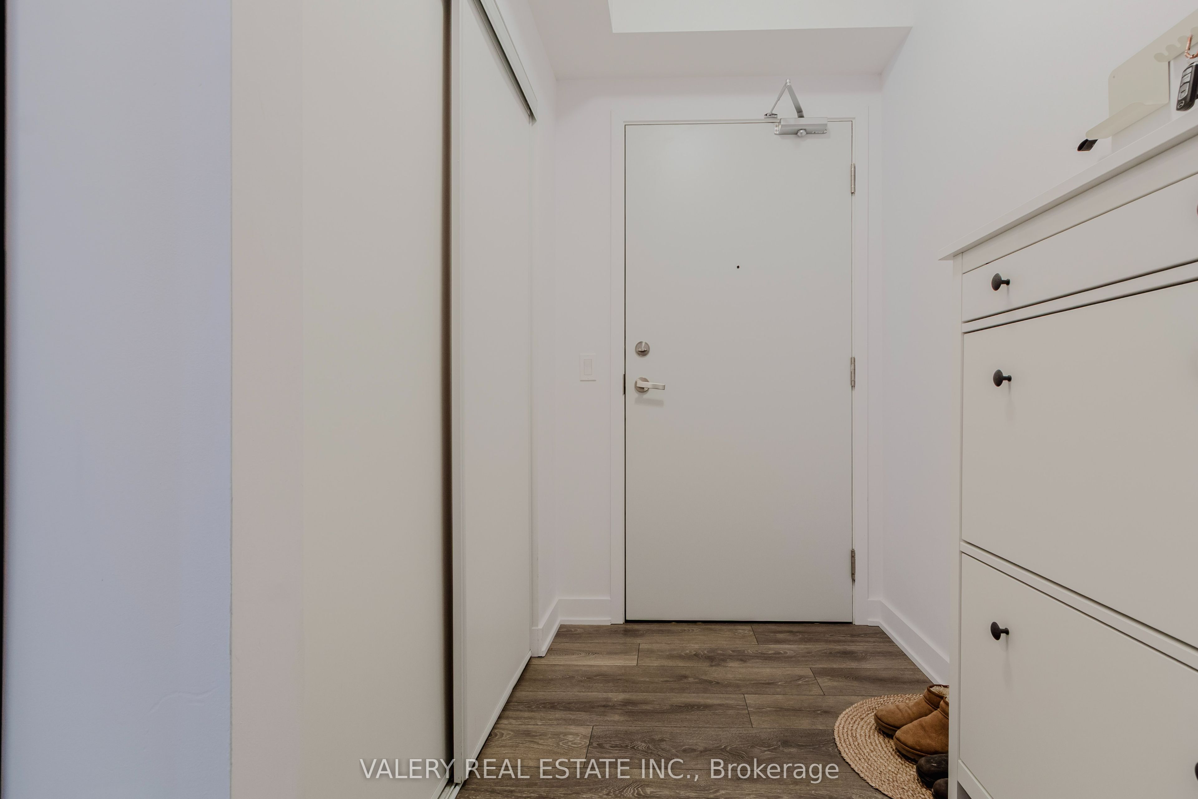 195 Redpath Avenue 712 Property Photo 19