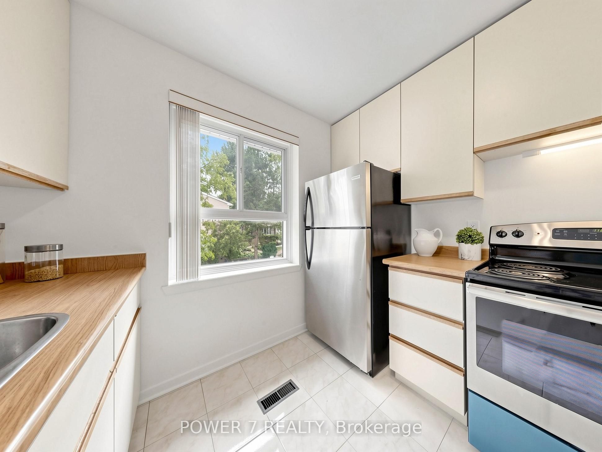 77 Rameau Drive 5 Property Photo 18