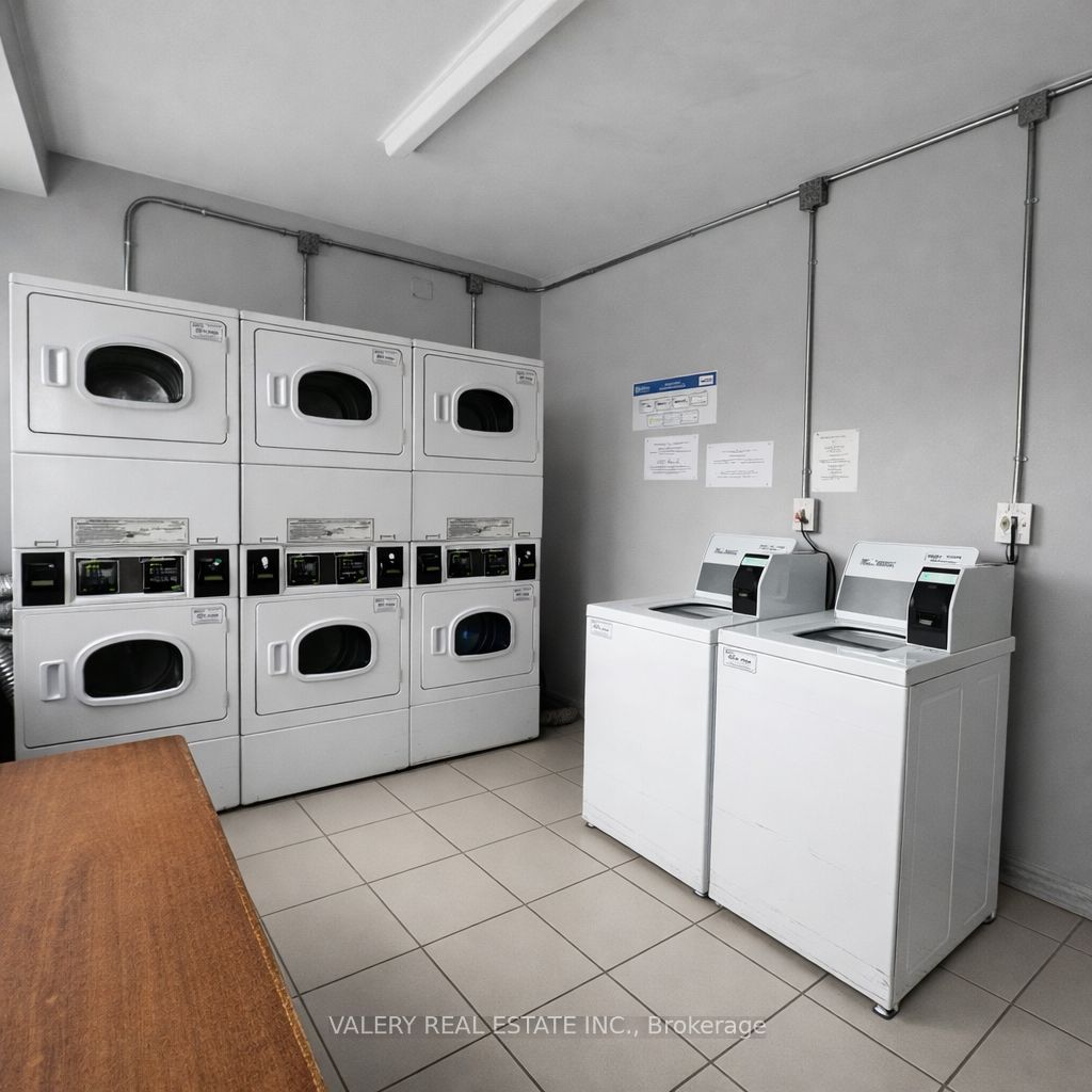 42 Thorncliffe Park Drive 107 Property Photo 10