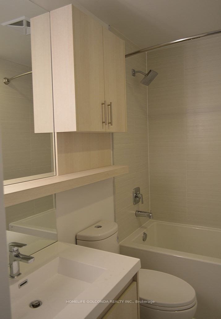 150 Fairview Mall Drive 307 Property Photo 8