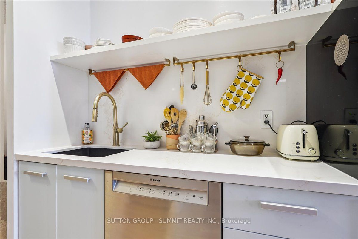 38 Dan Leckie Way 515 Property Photo 15
