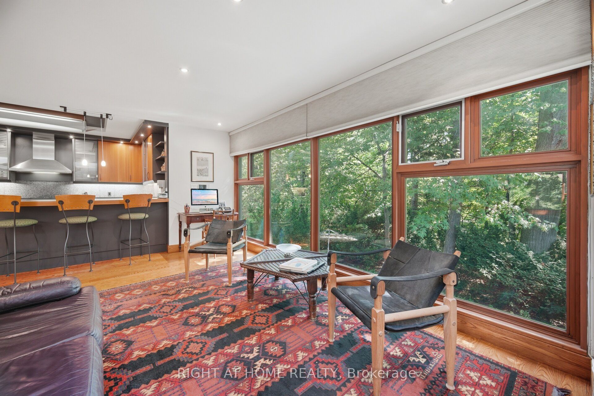 9 Saguenay Avenue Property Photo 20