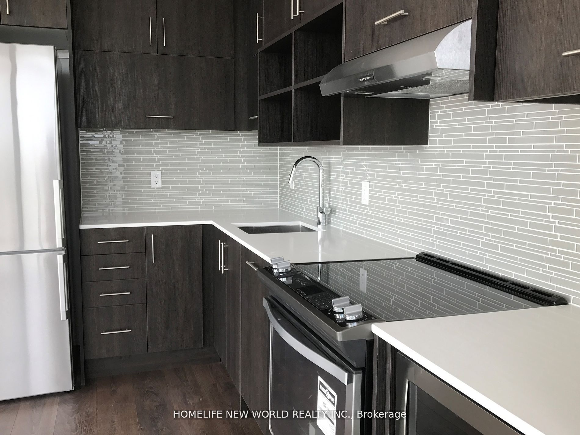 150 Fairview Mall Drive 1211 Property Photo 10