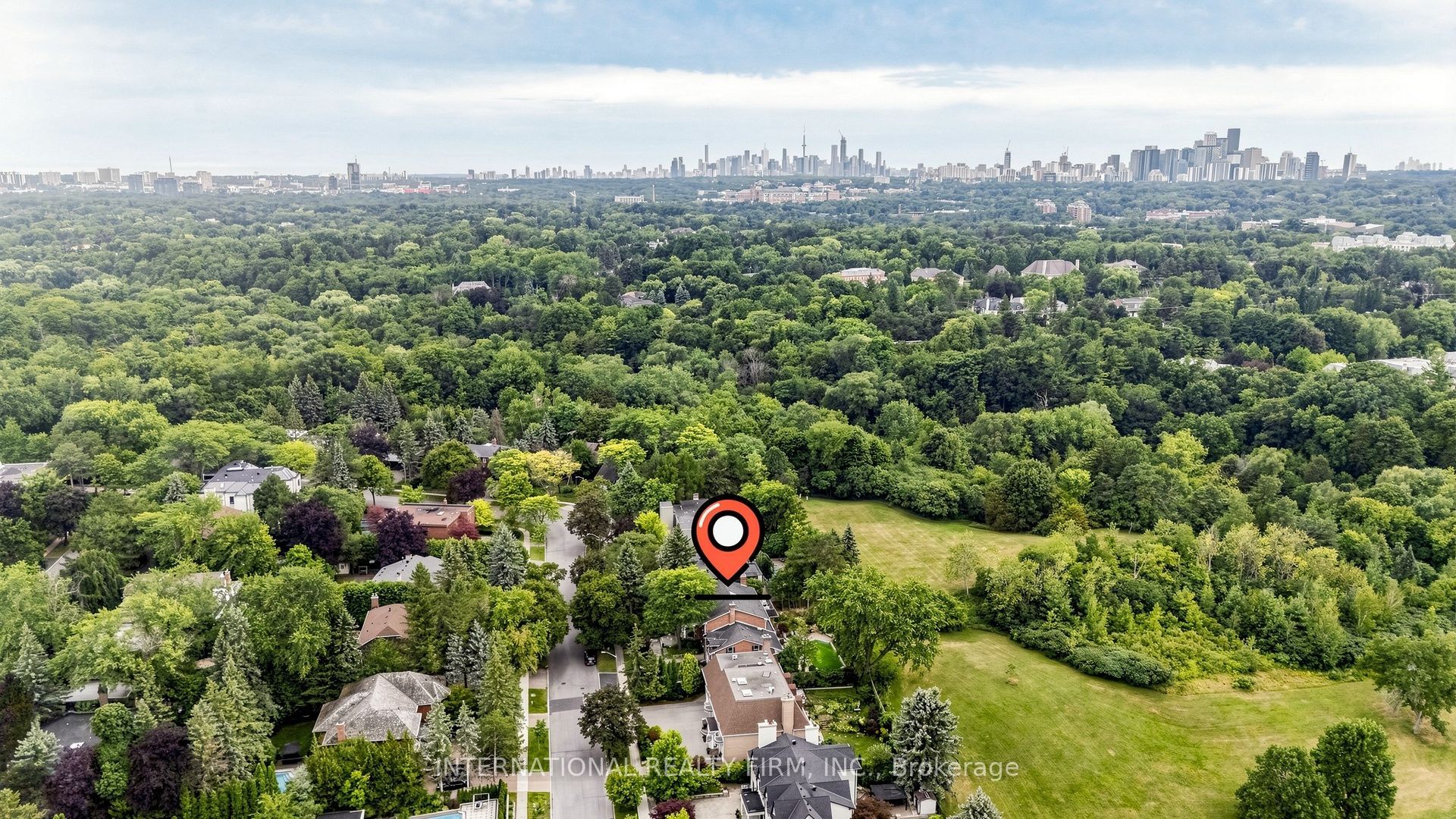 6 Penwood Crescent Property Photo 4