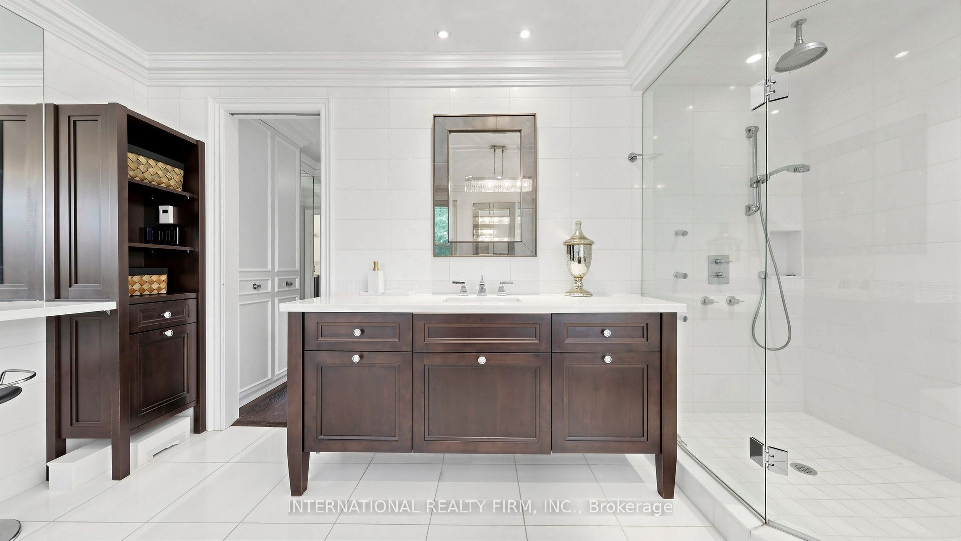 6 Penwood Crescent Property Photo 17