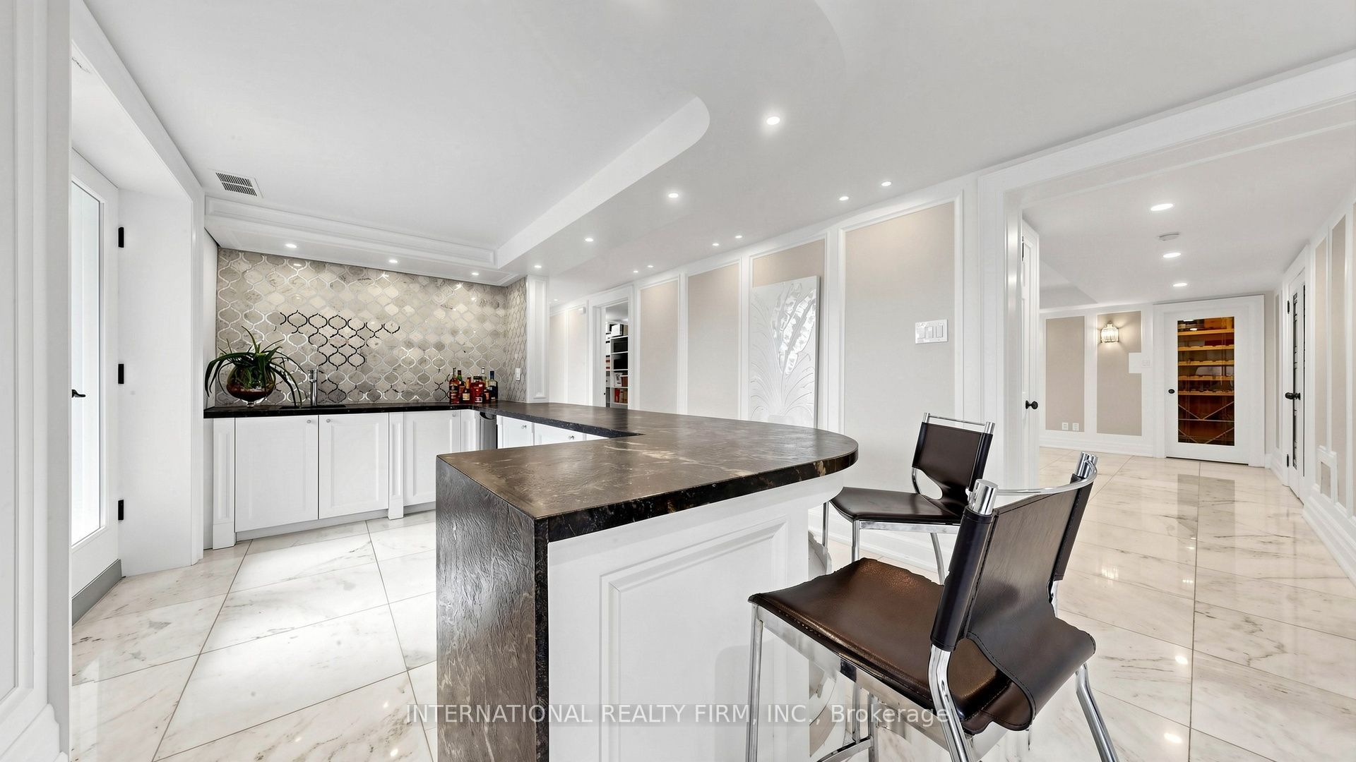 6 Penwood Crescent Property Photo 25